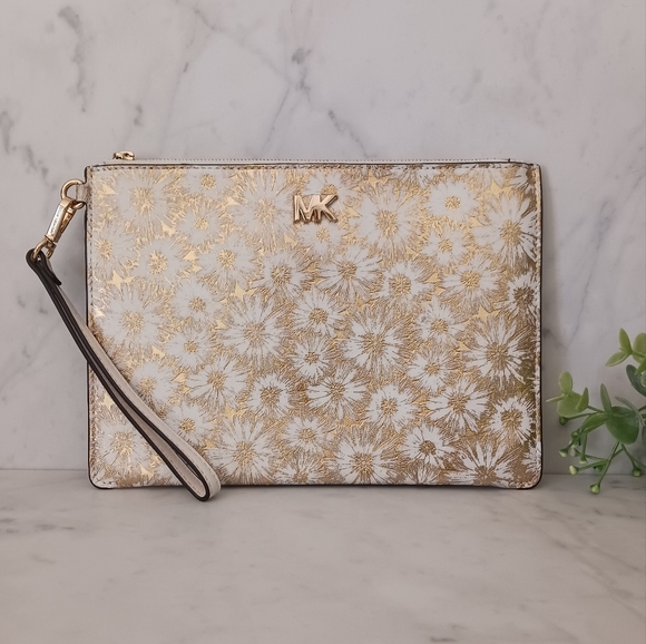 NWOT MICHAEL Michael Kors Medium Leather Zip Pouch - Picture 1 of 14